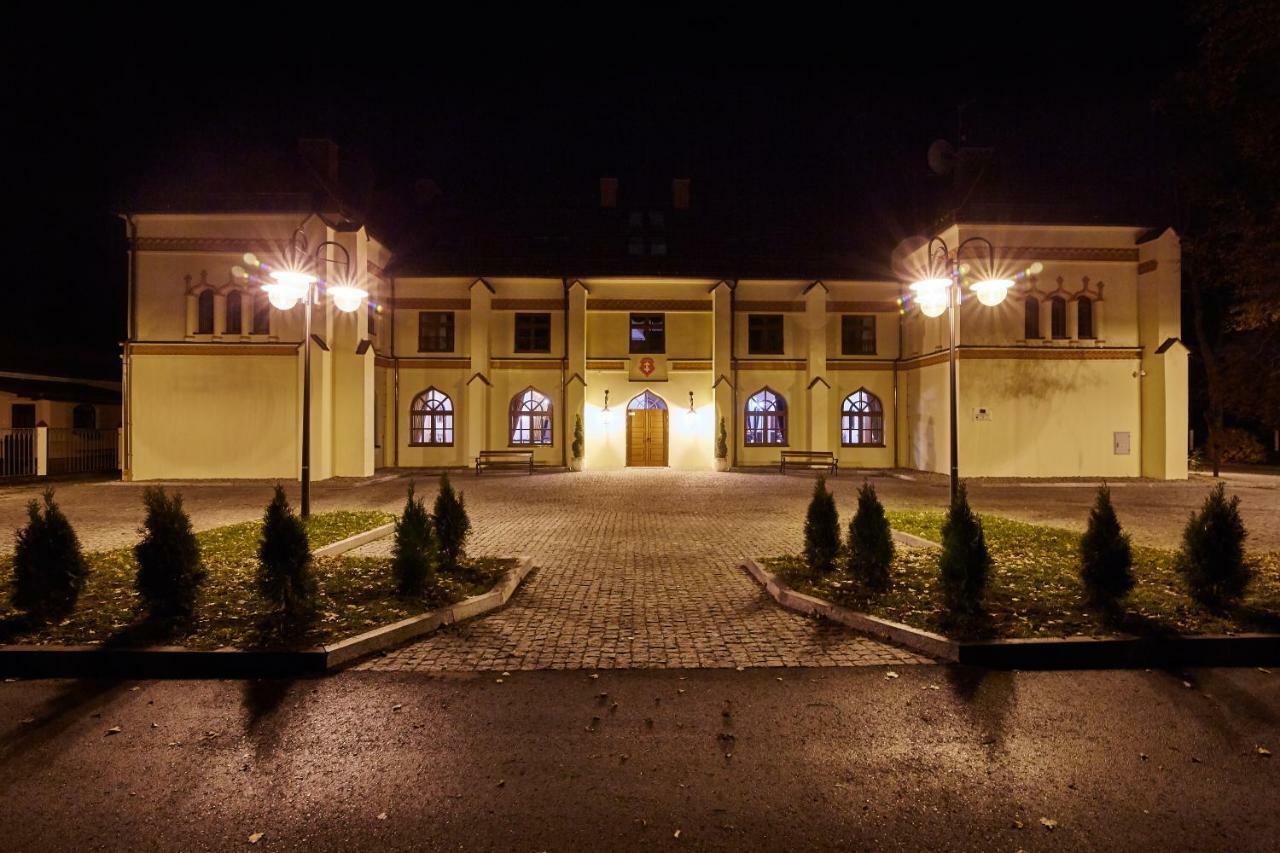 Centrum Obslugi Turysty Kordegarda Raczki  エクステリア 写真